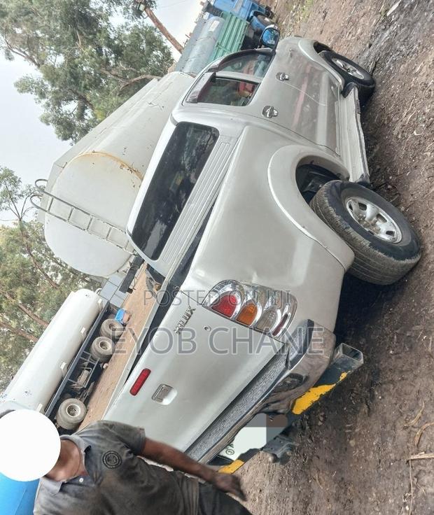 Toyota Hilux 2008 Silver