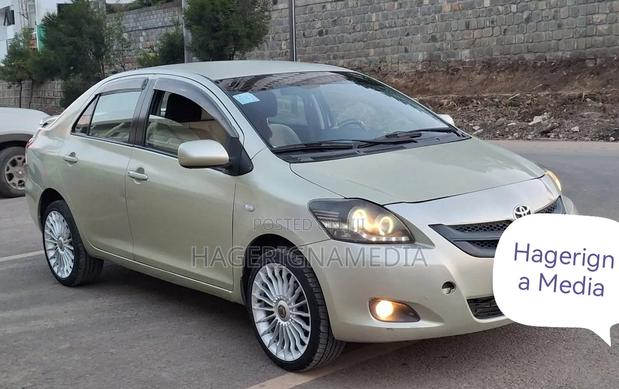 Toyota Yaris 2007 Green