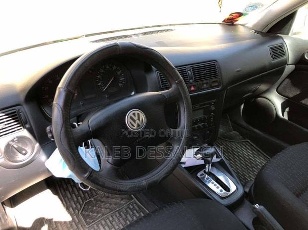 Volkswagen Golf 2004 Silver