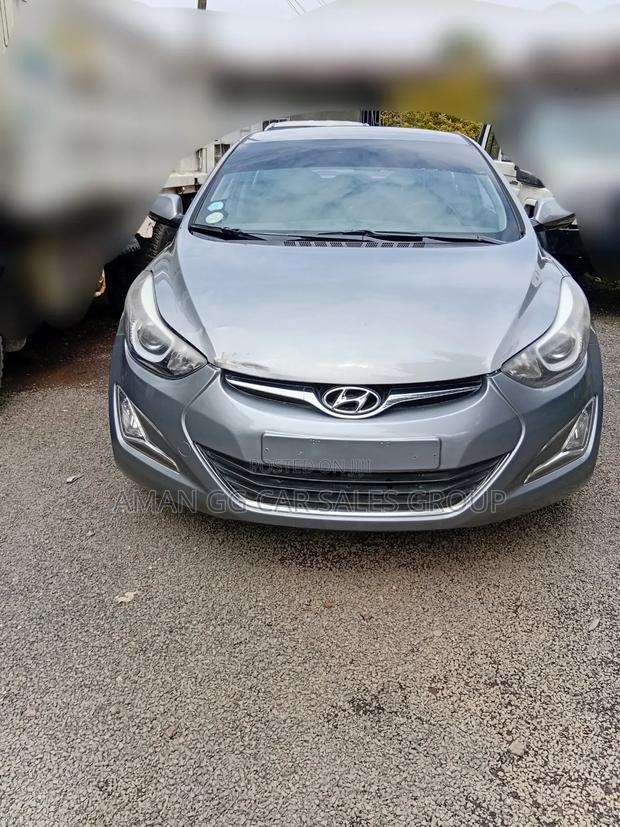 Hyundai Avante 2015 Gray