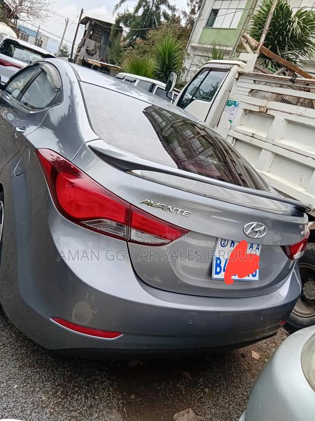 Hyundai Avante 2015 Gray