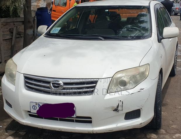 Toyota Axio 2010 White