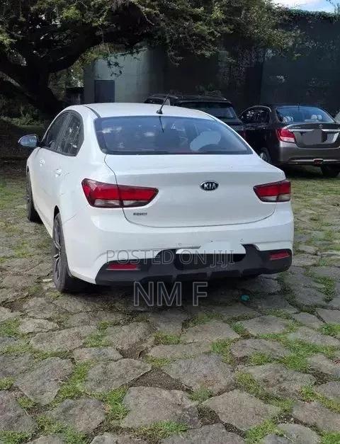 Kia Rio 2020 White