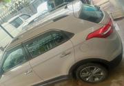 Hyundai Tucson 2018 Gold for sale