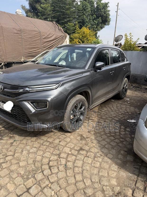 Toyota Urban Cruiser 2023 Black