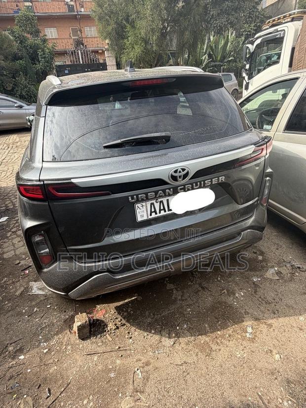 Toyota Urban Cruiser 2023 Black