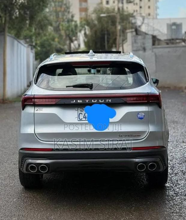 Jetour X70 Plus 2023 Silver