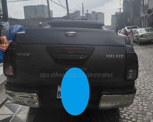 Toyota Hilux 2018 Maroon