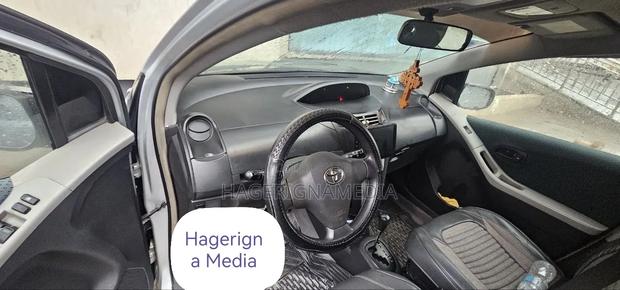 Toyota Yaris 2008 Silver