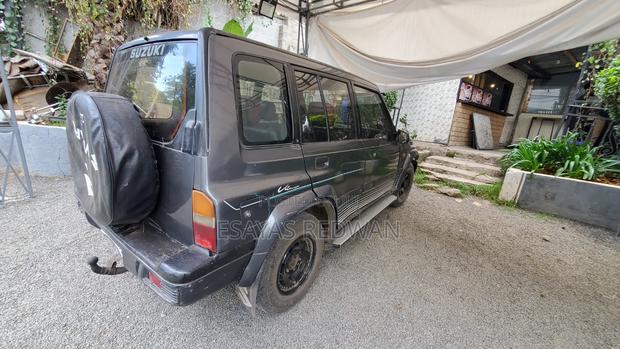 Suzuki Vitara 1991 Gray