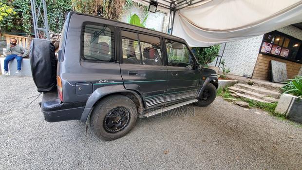 Suzuki Vitara 1991 Gray