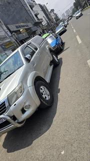 Toyota Hilux 2012 Gold for sale