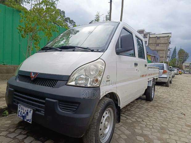 Wuling Rongguang 2021 White