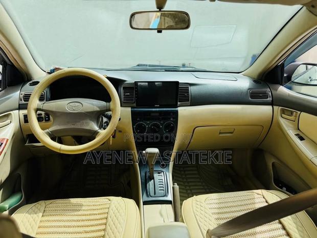 Toyota Corolla 2003 Gold