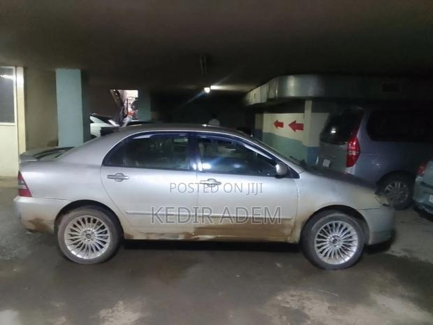 Toyota Corolla 2003 Gold