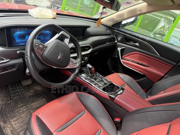 Bestune T77 1.2 FWD 2022 Red