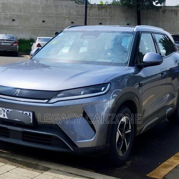 BYD Yuan Up 2025 Gray