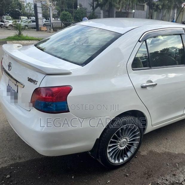 Toyota Yaris 2008 White