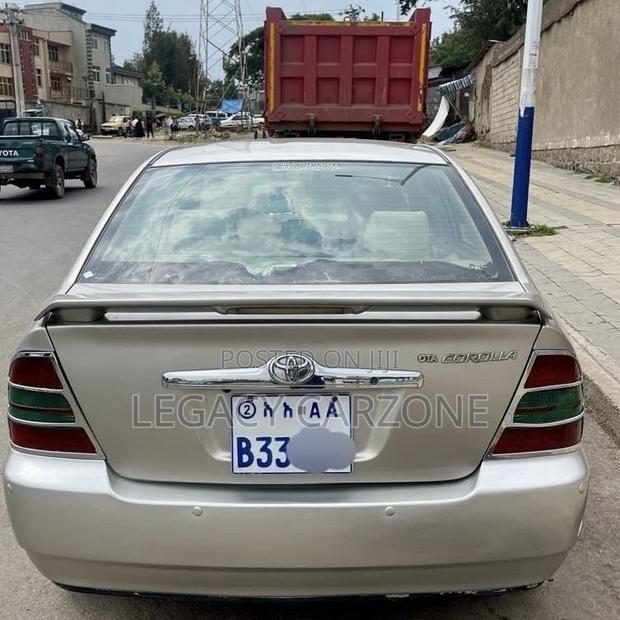 Toyota Corolla 2004 Silver
