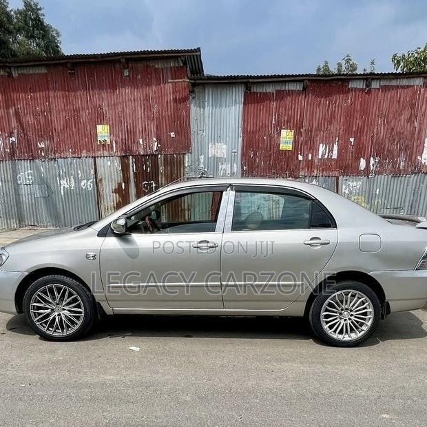 Toyota Corolla 2004 Silver