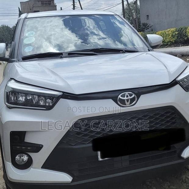 Toyota Raize 2022 White