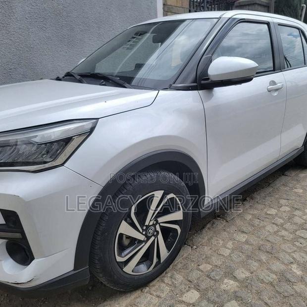 Toyota Raize 2022 White