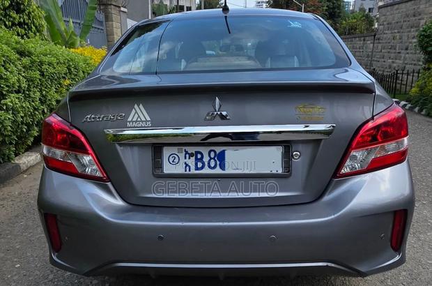 Mitsubishi Attrage 2021