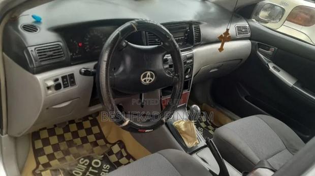 Toyota Corolla 2003 Silver