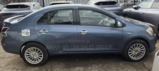 Toyota Yaris 2007 Gray