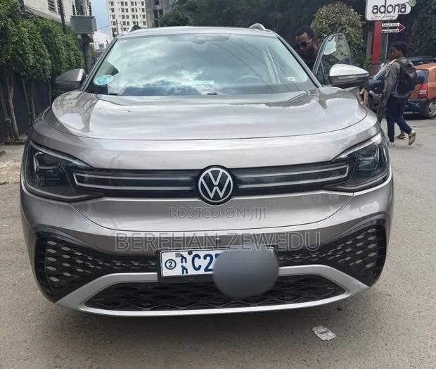 Volkswagen ID.6 2022 Gray