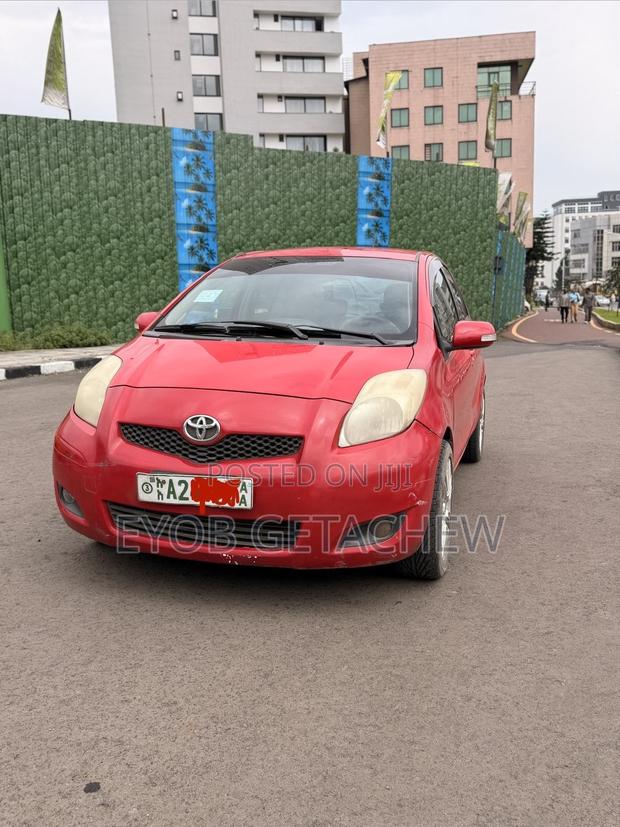 Toyota Yaris 2008 Red