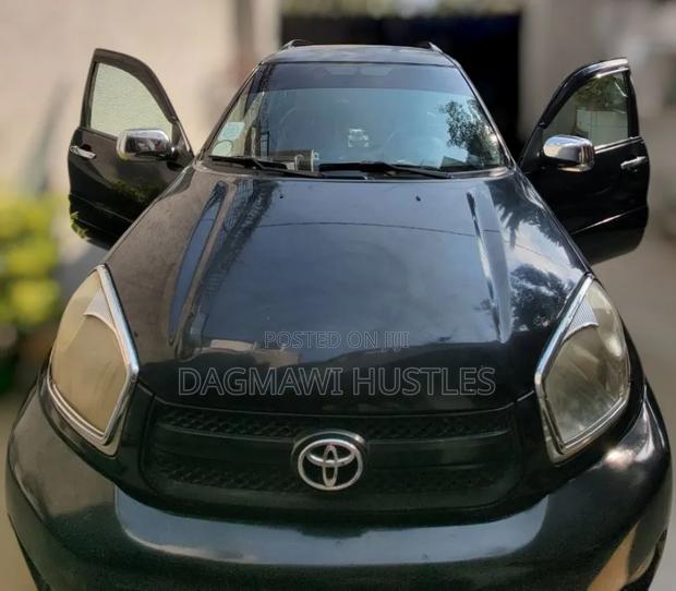 Toyota RAV4 1.8 2005 Black