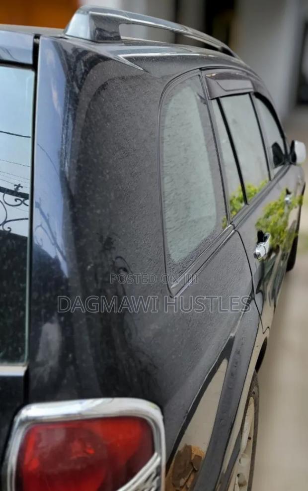 Toyota RAV4 1.8 2005 Black
