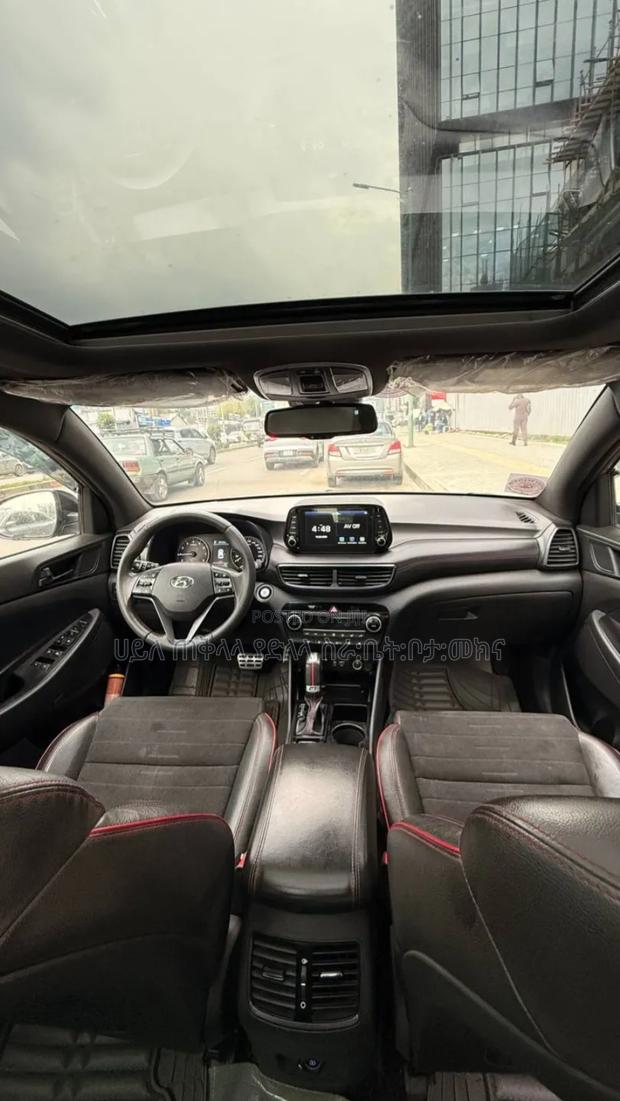 Hyundai Tucson 2020 Pink