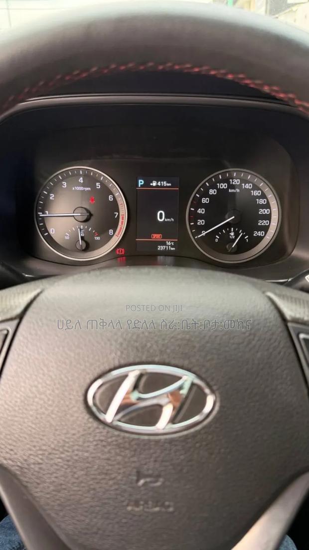 Hyundai Tucson 2020 Pink