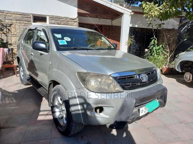 Toyota Fortuner 2.5 D AWD 2008 Silver