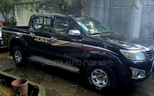 Toyota Hilux 3.0 D-4D 4x4 2013