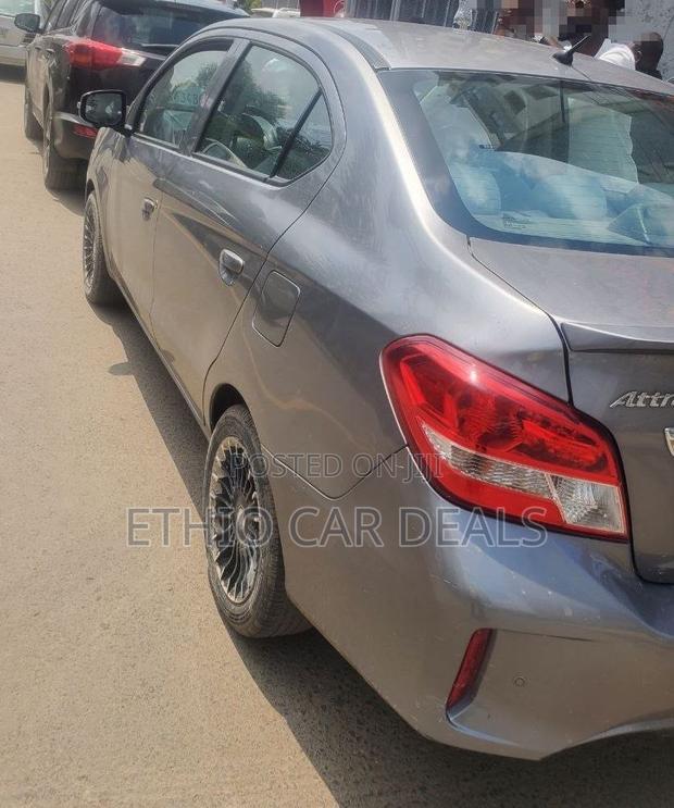 Mitsubishi Attrage 2022 Gray