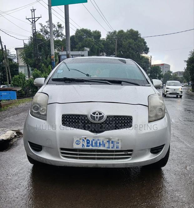 Toyota Yaris 2007 Silver