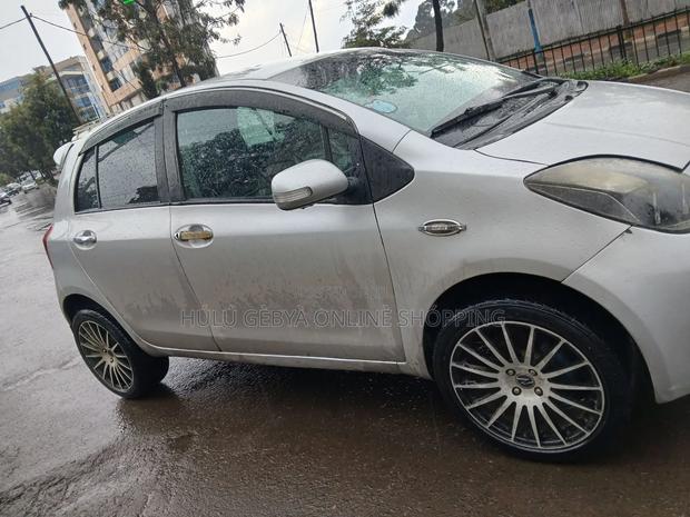 Toyota Yaris 2007 Silver
