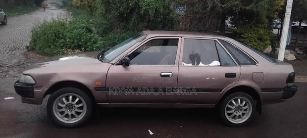 Toyota Carina 1990 Red