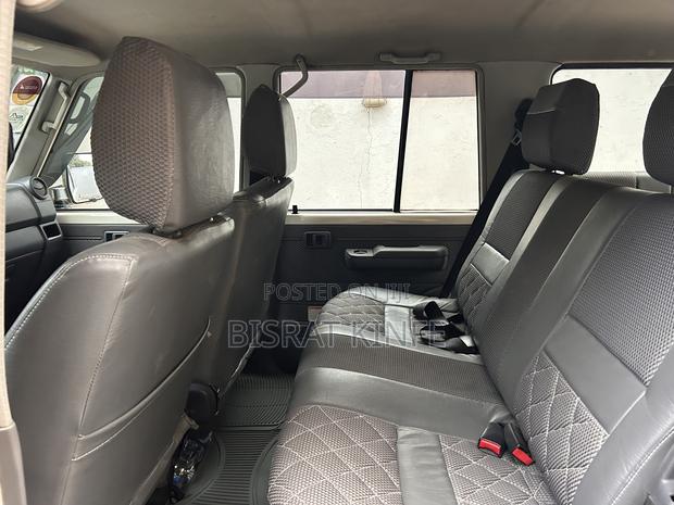 Toyota Land Cruiser 2015 White