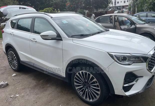 Jetour X70 1.5 7-Seater FWD 2022 White