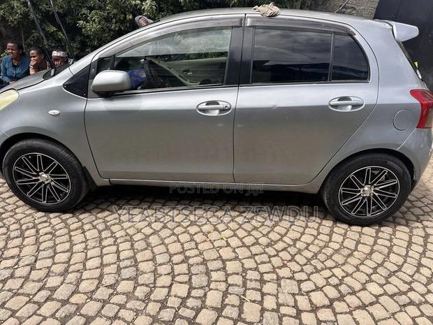 Toyota Yaris 2008 Silver