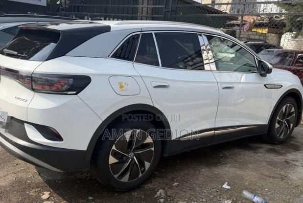 Volkswagen ID.4 2023 White