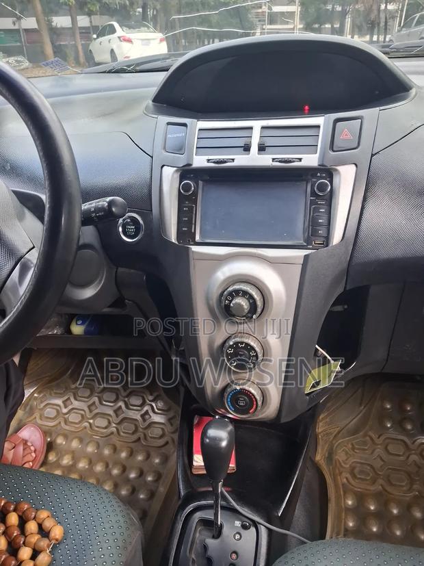 Toyota Yaris 1.0 2006 Silver