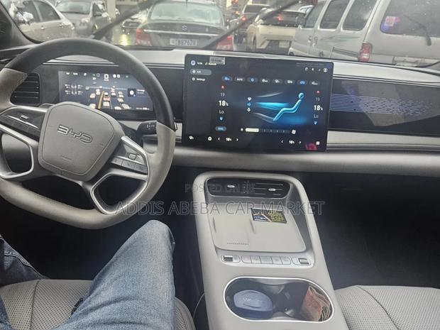 BYD Sealion 06 EV 2025 White