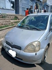 Toyota Vitz 2001 Gray for sale