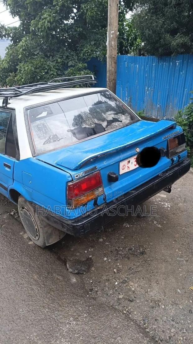 Toyota Corolla 1986 Blue
