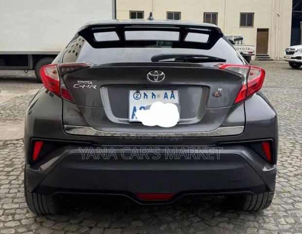 Toyota C-HR 2017